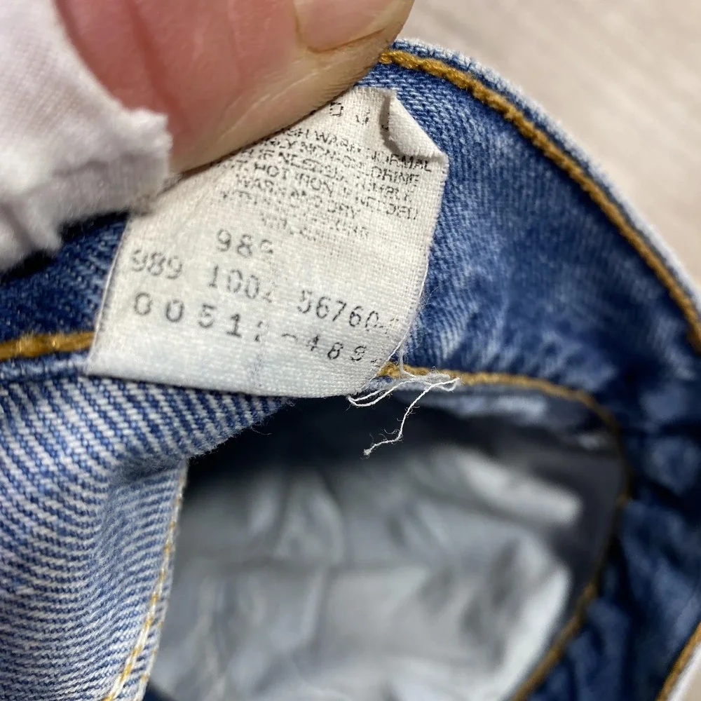 Vintage Levis 511 Jeans Mens 31x32 Blue Denim Slim Fit Tapered‎ Leg Zip Fly